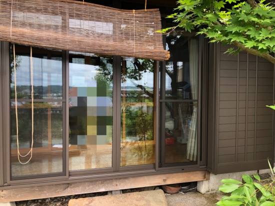 マド専門店 KATOの木製のサッシで窓からのすき間風が寒いです💦施工事例写真1