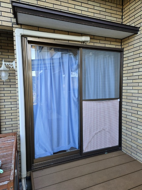 マド専門店 KATOのサッシを新しいものへ交換しました!の施工前の写真1