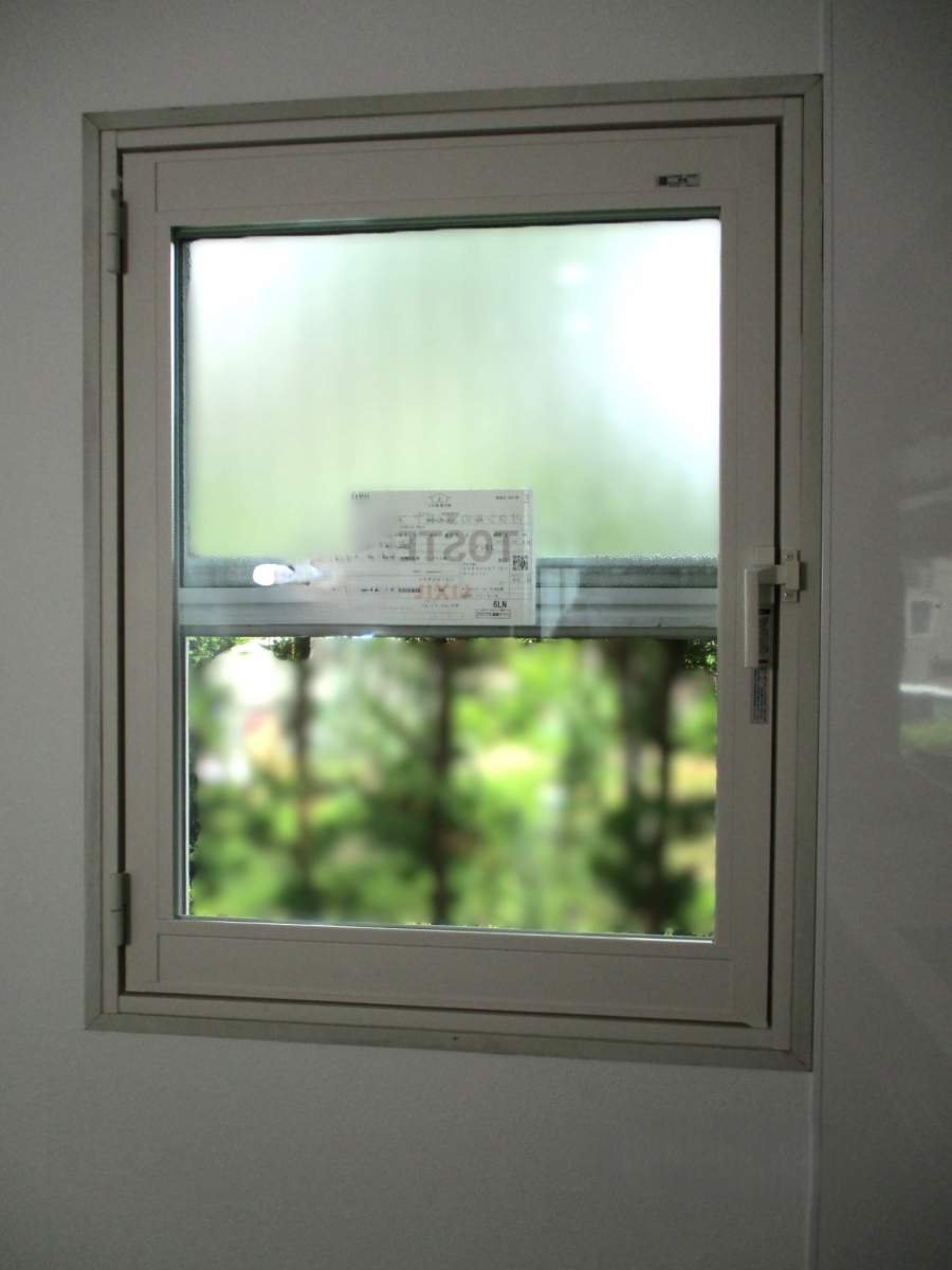 マド専門店 KATOの上げ下げ窓にインプラスで快適リフォーム！の施工後の写真1