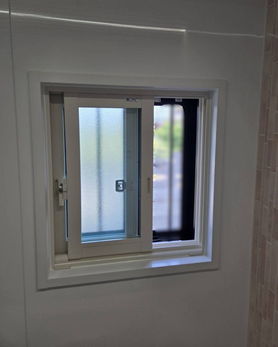 マド専門店 KATOの浴室にインプラスを取付！あたたかく快適なバスルームにの施工後の写真1