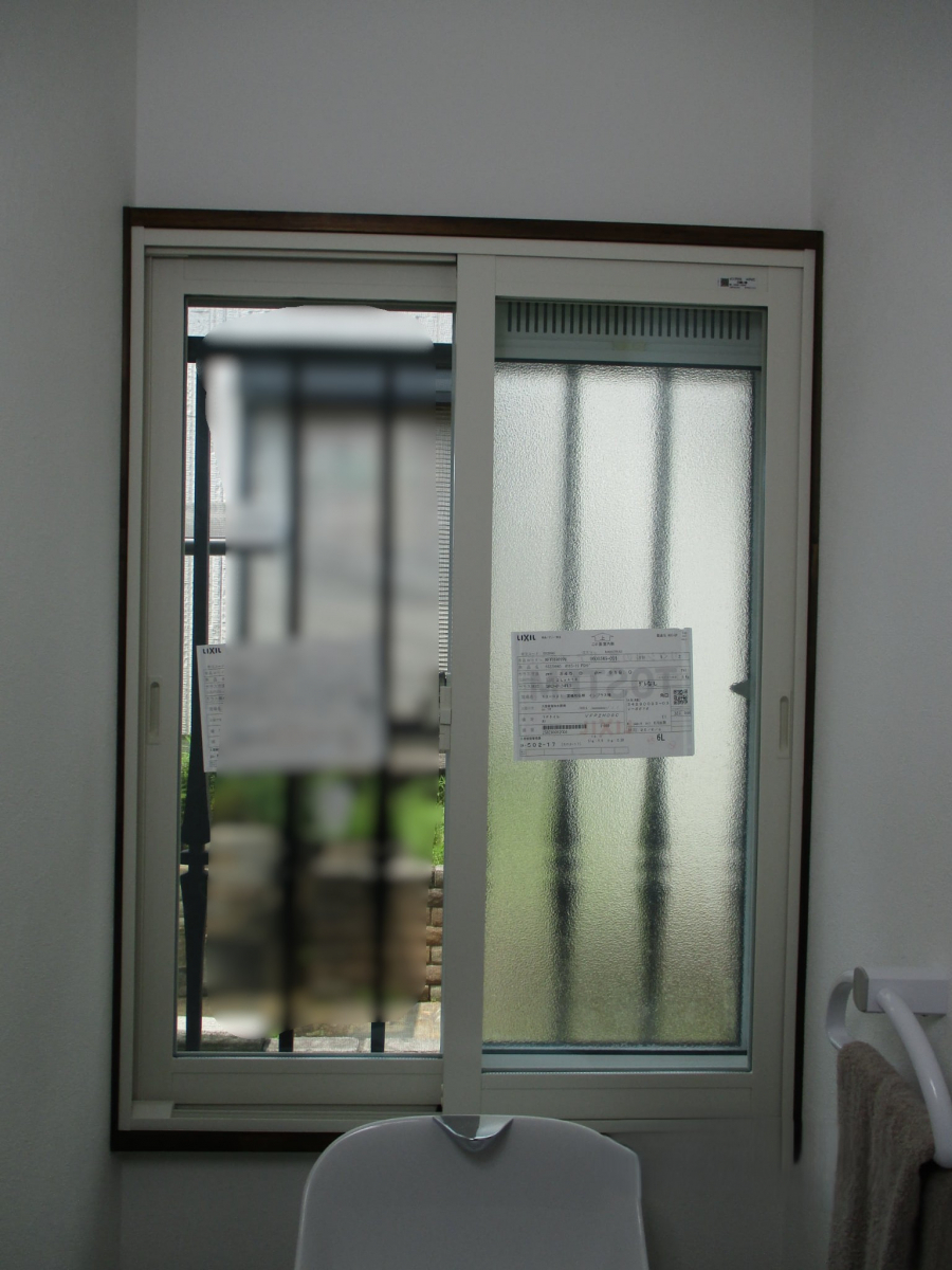 マド専門店 KATOの小さな窓も見逃せない！トイレに内窓インプラス設置で快適リフォームの施工後の写真1