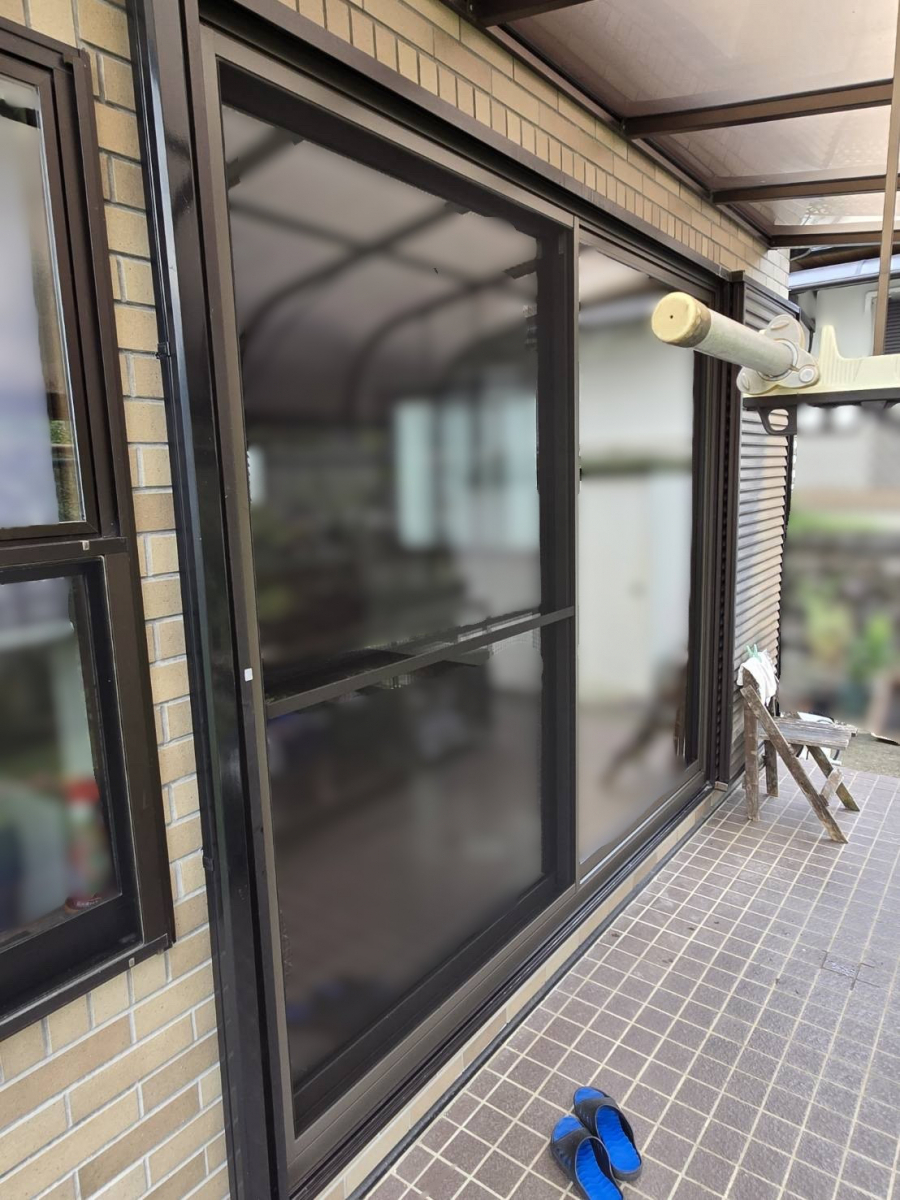 マド専門店 KATOの古い窓をスッキリ交換！リプラスで暖かい住まいにの施工後の写真1