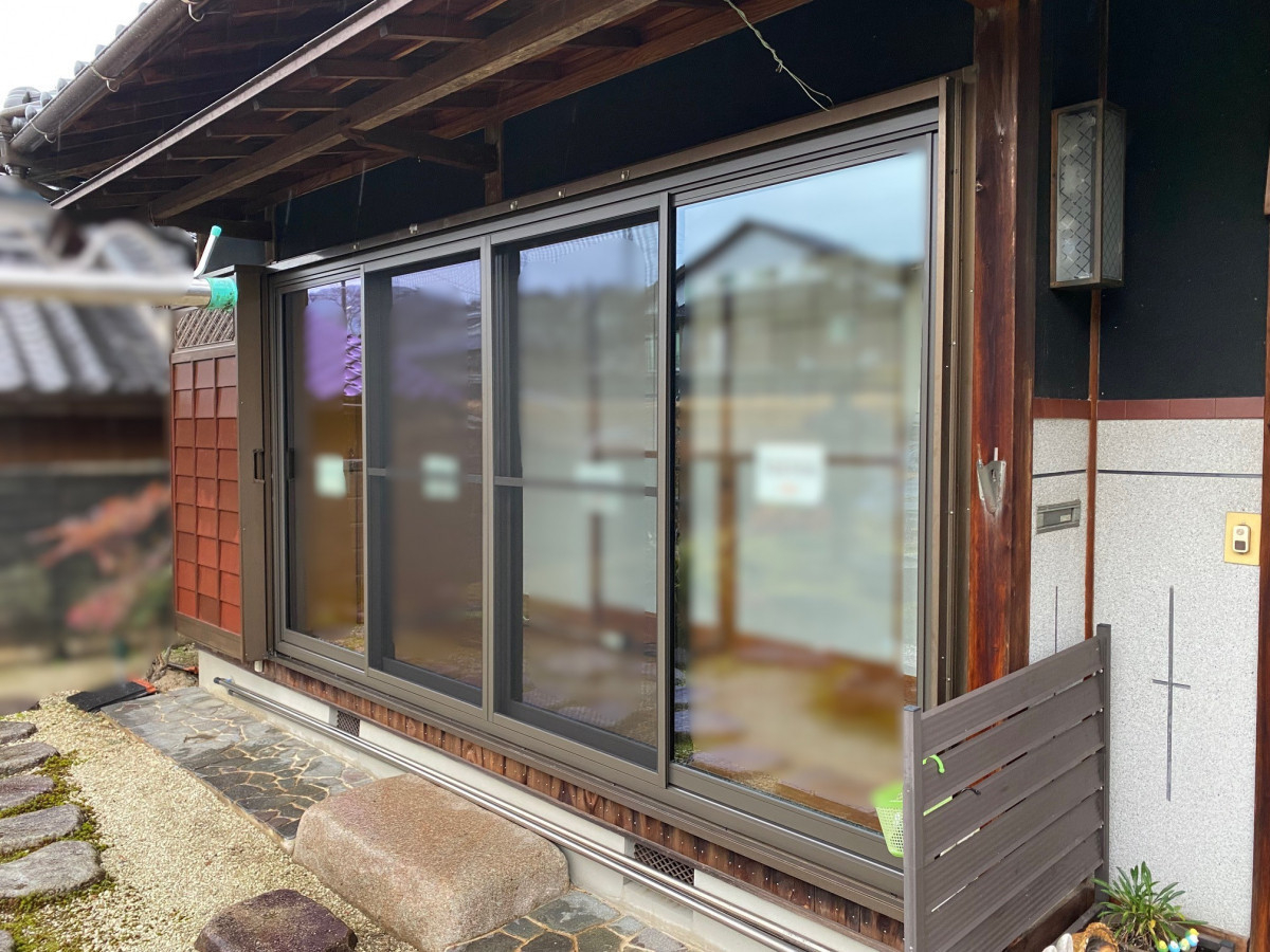 マド専門店 KATOの大きな窓を断熱リフォーム✨リプラスで快適＆すっきりした外観に🌿の施工後の写真1