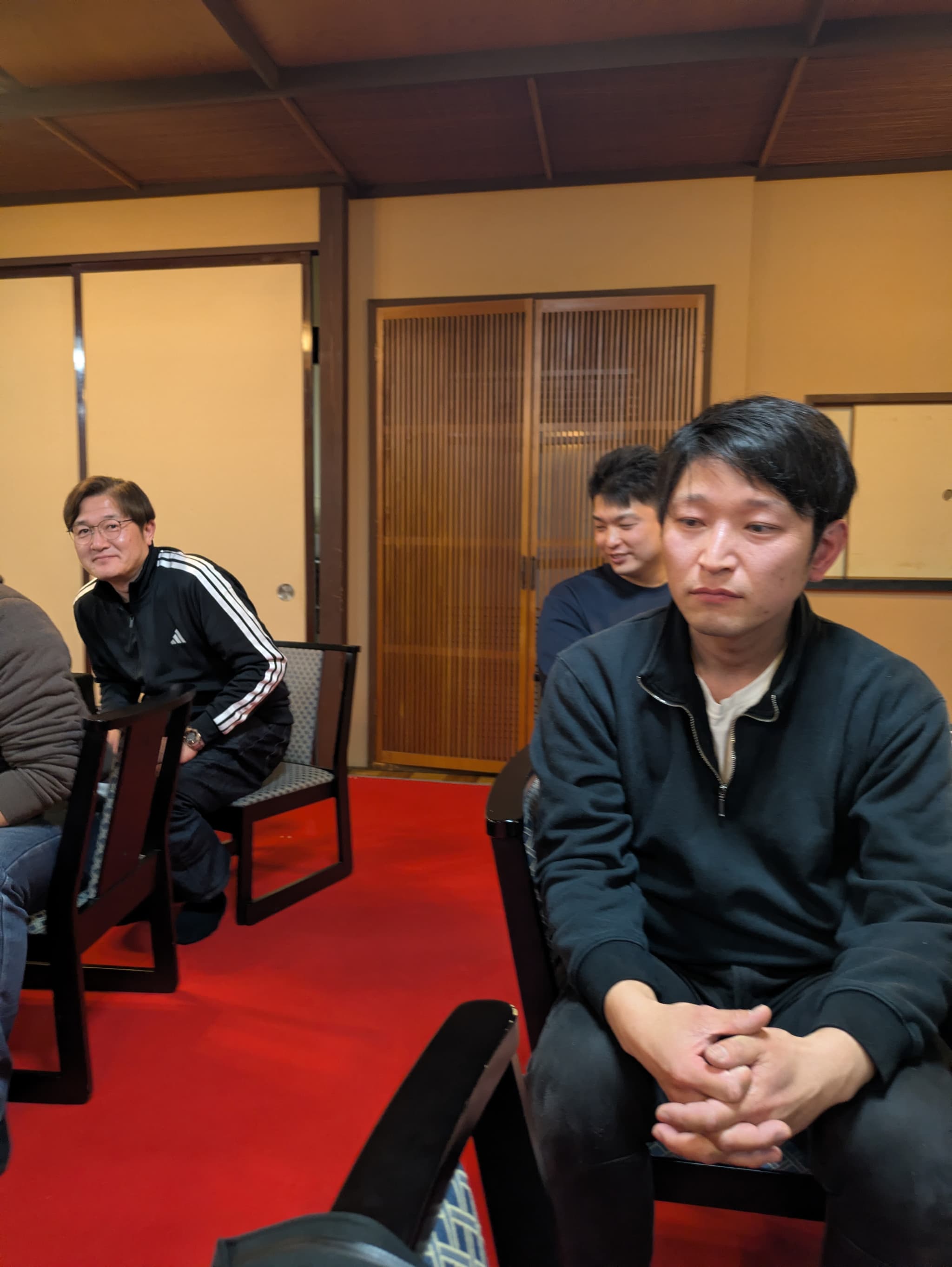 🎳ボーリング・新年会2026🌸 大木建装硝子のブログ 写真24