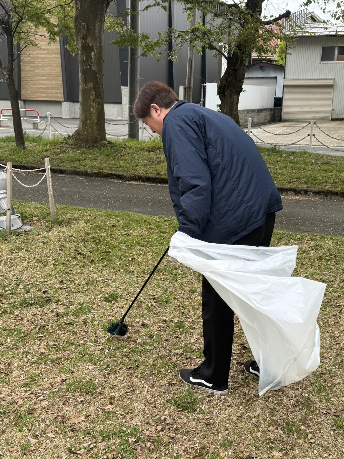 2024年 社会貢献清掃してきました～🧹✨ 大木建装硝子のブログ 写真7