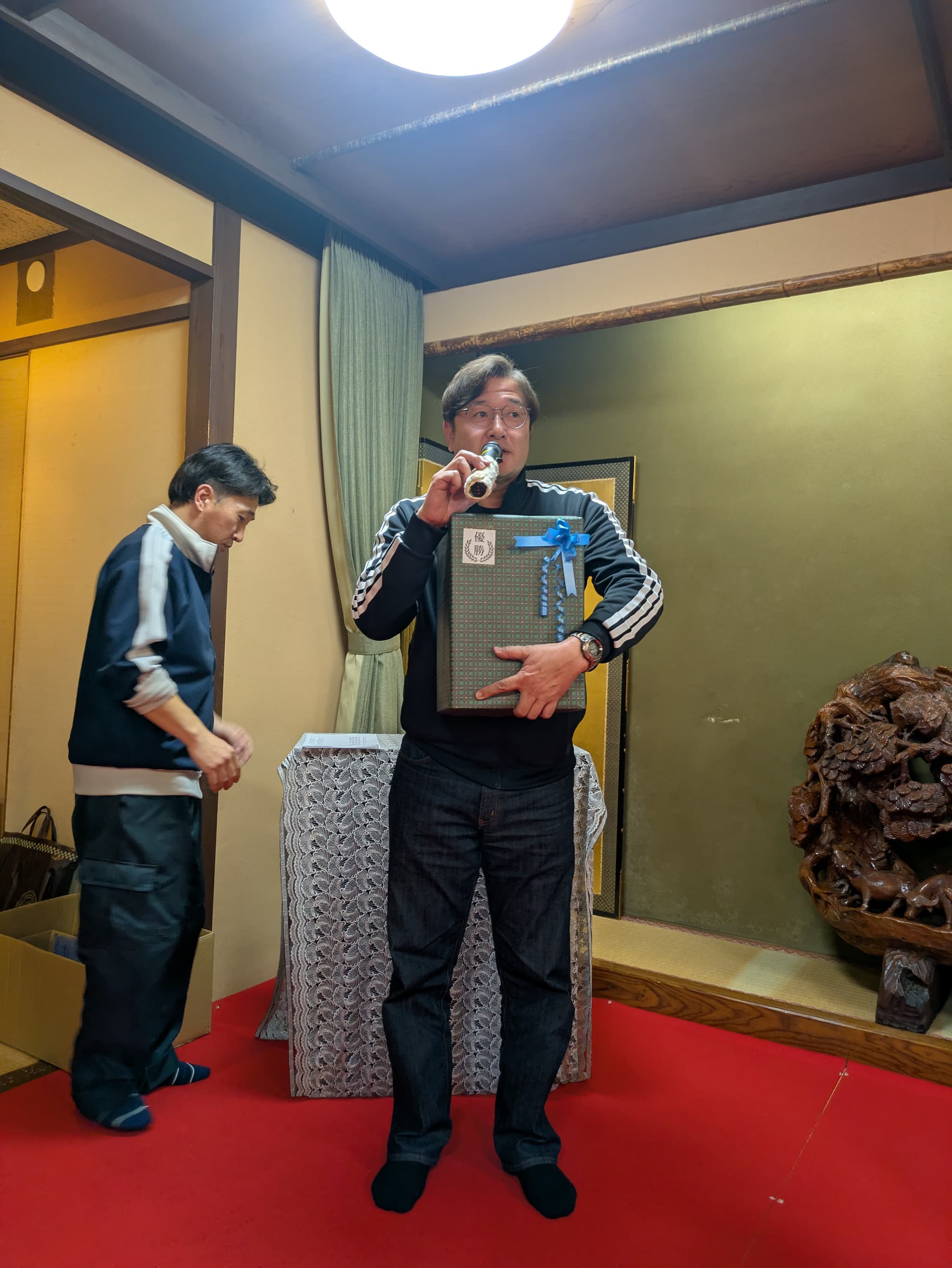 🎳ボーリング・新年会2026🌸 大木建装硝子のブログ 写真22