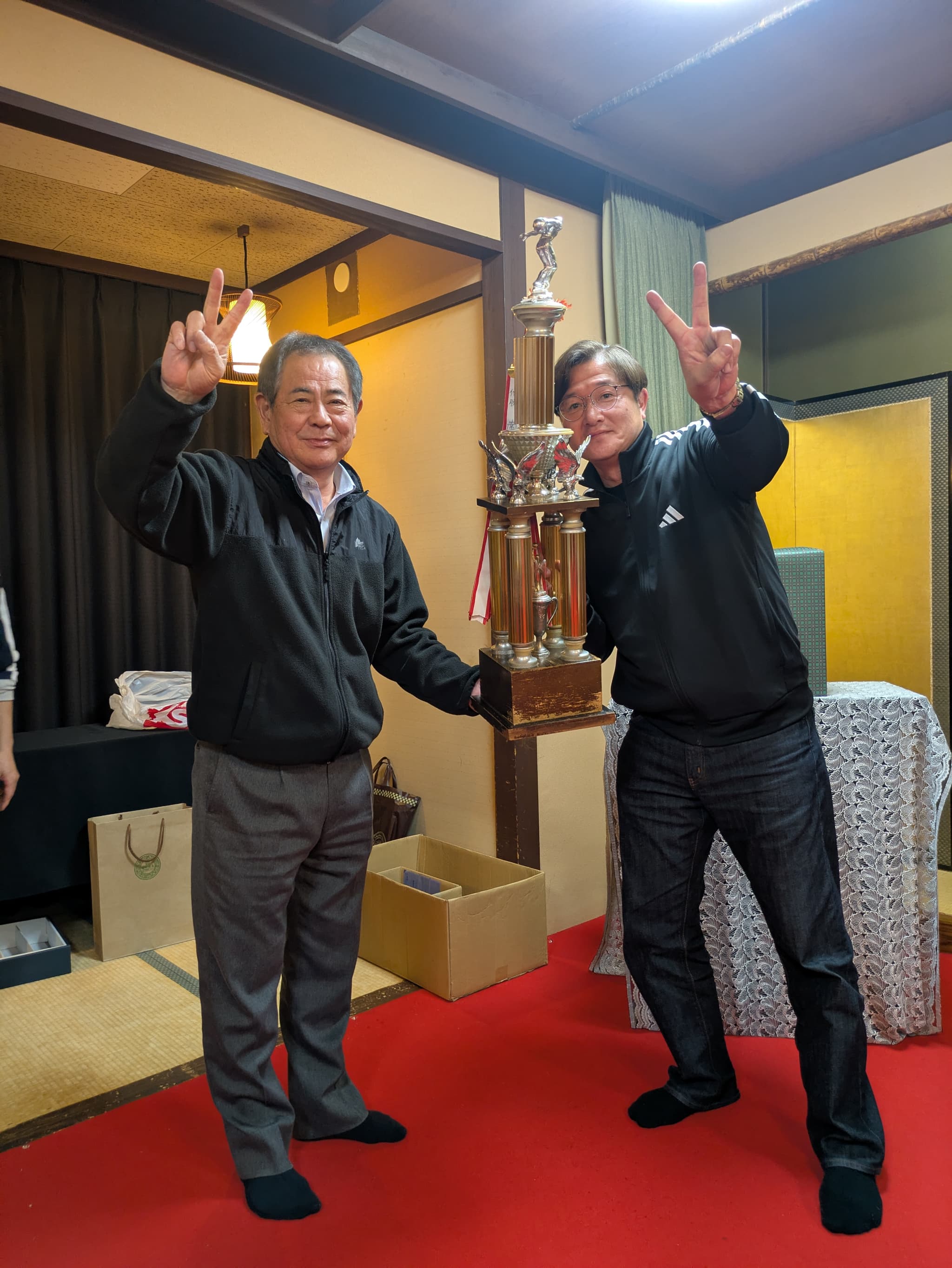 🎳ボーリング・新年会2026🌸 大木建装硝子のブログ 写真23