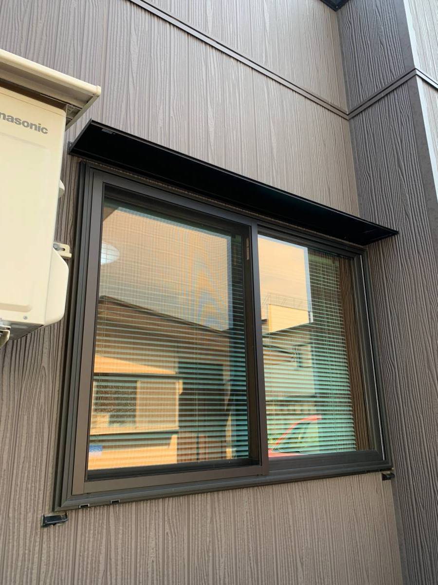大木建装硝子の窓まわりをより安心で快適にの施工前の写真1