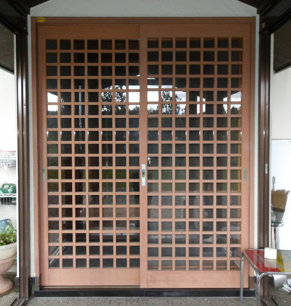 大木建装硝子の🏡“ただいま” が楽しみになる玄関へ⚘の施工前の写真1