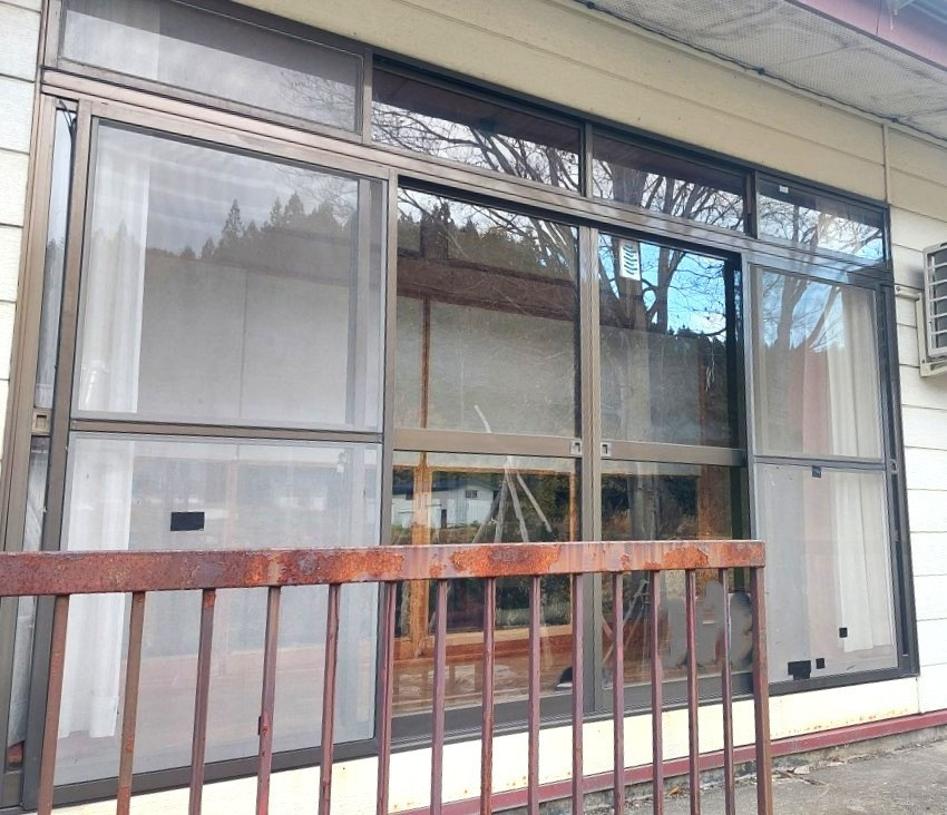 大木建装硝子の【補助金対象】窓を足す？　それとも、“ 窓 そのもの ” を替える😯💭？の施工前の写真1