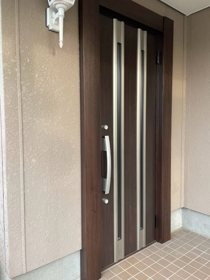 益山商事のリフォーム玄関ドアで開け閉めラクラク♪の施工後の写真2