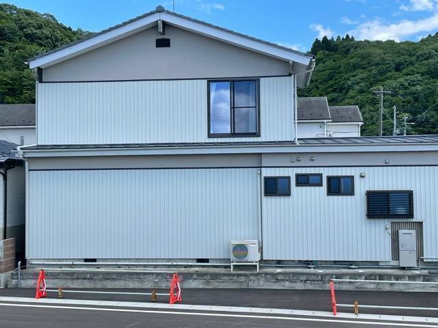 千葉トーヨー住器のベランダ施工の施工前の写真1