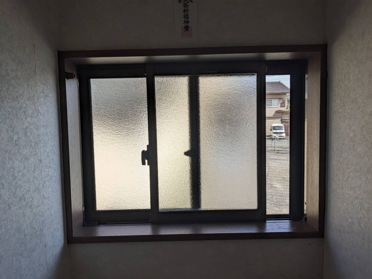 千葉トーヨー住器の窓のリフォームで家中丸ごと断熱しましたの施工前の写真1
