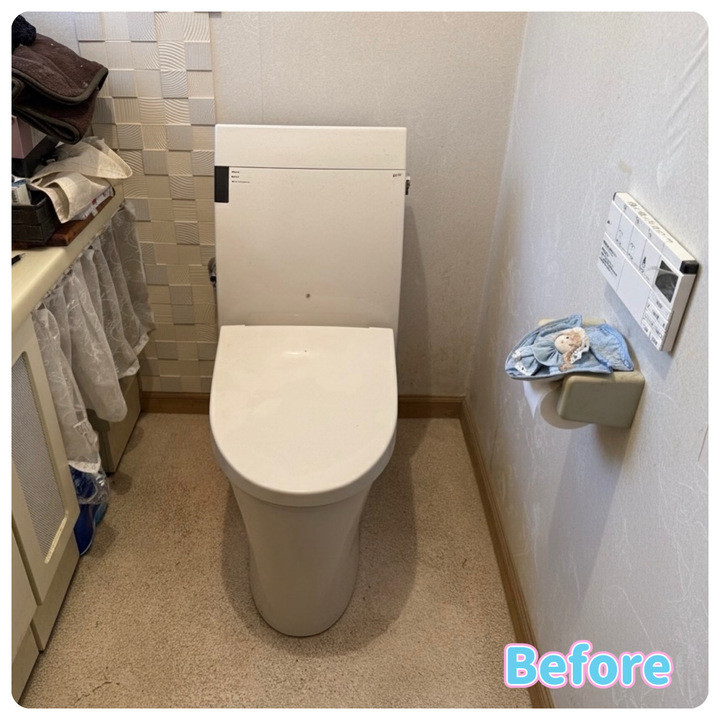 千葉トーヨー住器の掃除がラクになるトイレリフォームの施工前の写真1