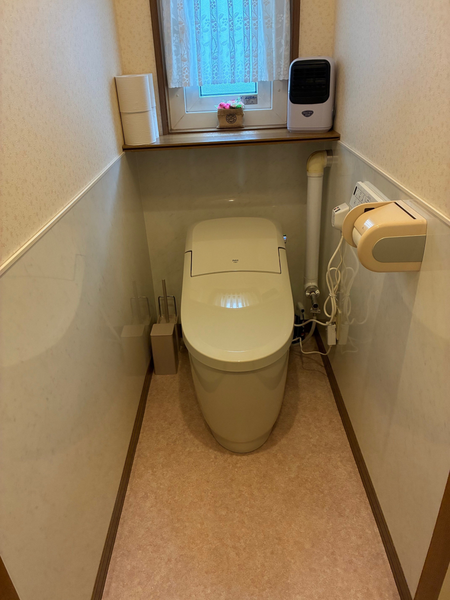 ミヤケの毎日のトイレを快適・清潔に生まれ変わるリフォームの施工後の写真1