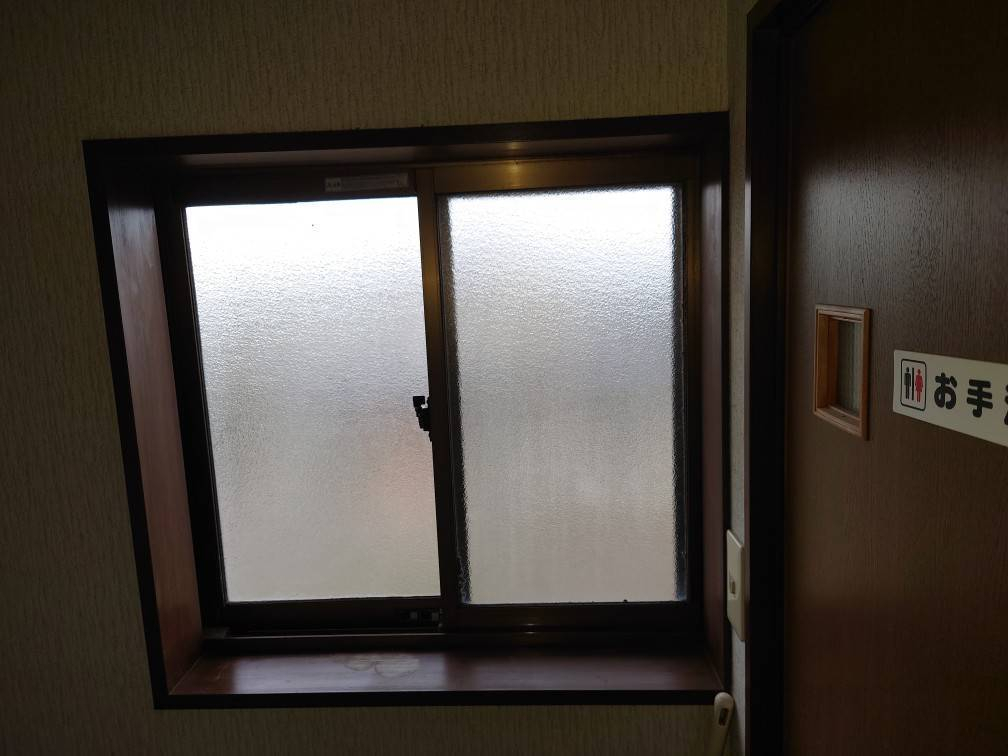 カワカの旭市　内窓　断熱　インプラス　住宅省エネ支援事業　窓口の施工前の写真1