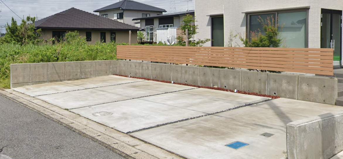カワカの匝瑳市　エクステリア　カーポート　物置　リフォーム　工事の施工前の写真1