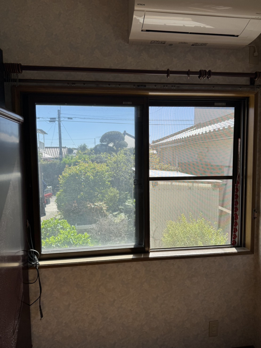 カワカの旭市　内窓　断熱　インプラス　リフォーム　先進的窓リノベ２０２５　子育てグリーン住宅支援　窓口の施工前の写真1
