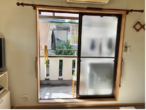作州トーヨー住器の内窓(インプラス)の取り付けの施工前の写真2