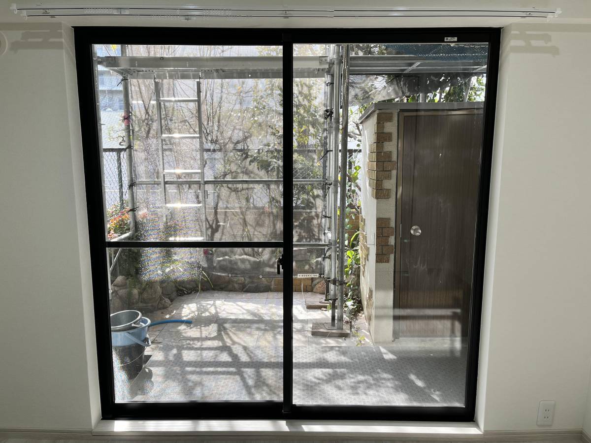 窓エコSENSHO 茨木店の高槻市　T様邸　マンション改修にもインプラスをプラスの施工前の写真1