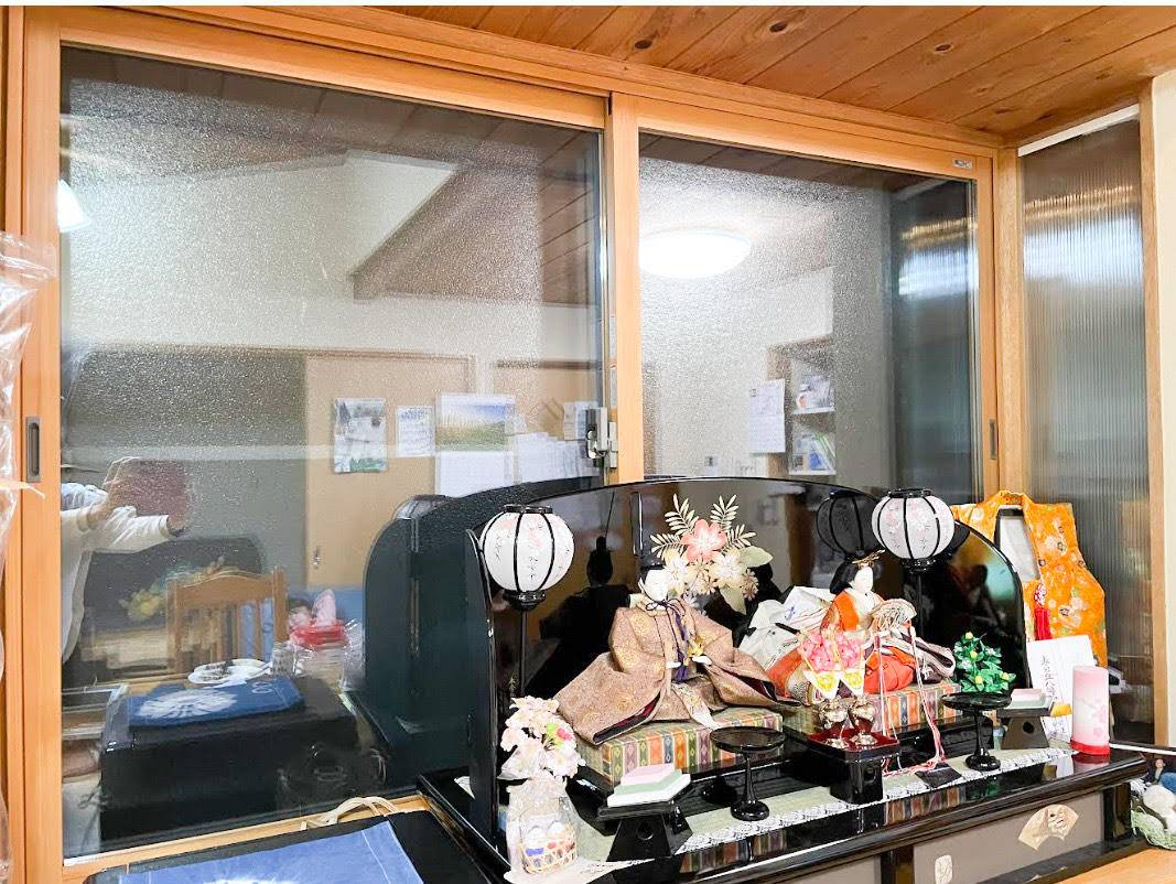 窓エコSENSHO 茨木店の茨木市　H様邸　たくさんの窓リフォームで笑顔もたくさんの施工後の写真1