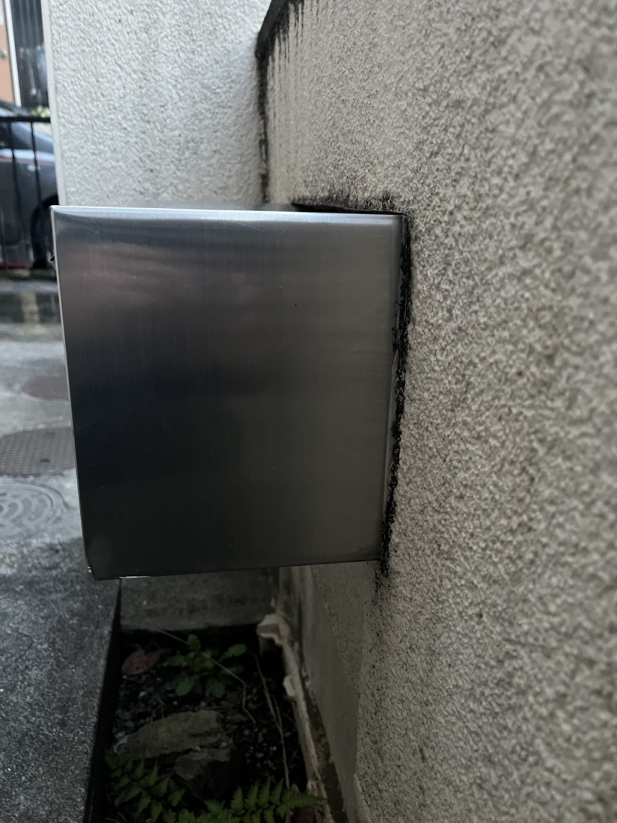 海老名トーヨー住器の海老名市 ブロック塀ポストの破損はお任せください! 施工例の施工前の写真3