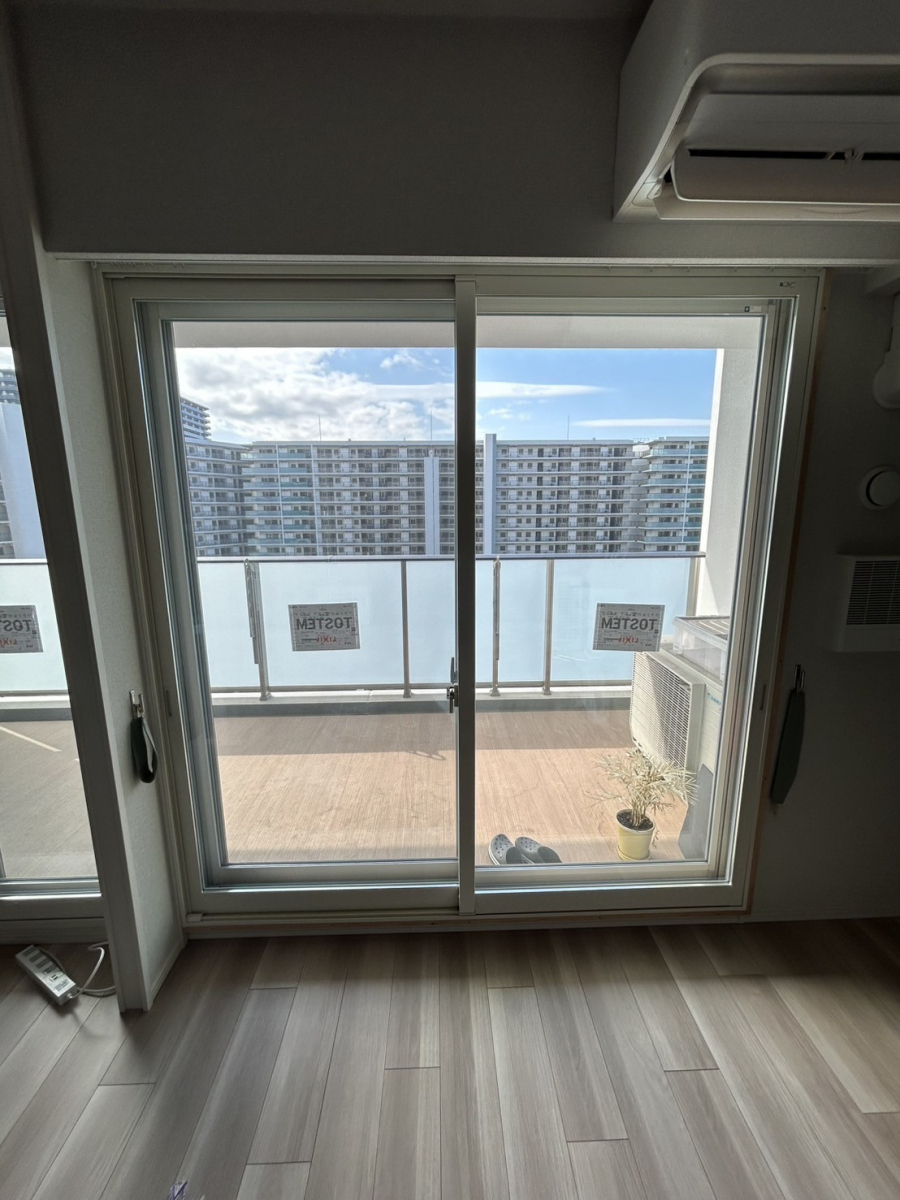 海老名トーヨー住器の海老名市 高層マンション 超大型補助金を利用し内窓取付の施工後の写真1