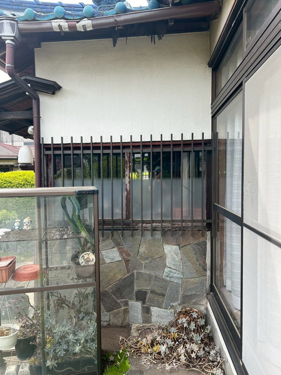 海老名トーヨー住器の”防犯対策をしよう!” アルミ面格子取付 施工例の施工後の写真2