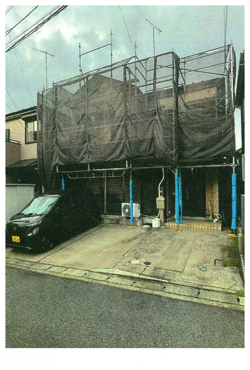 海老名トーヨー住器の海老名市 外壁・屋根塗装 施工例の施工前の写真2