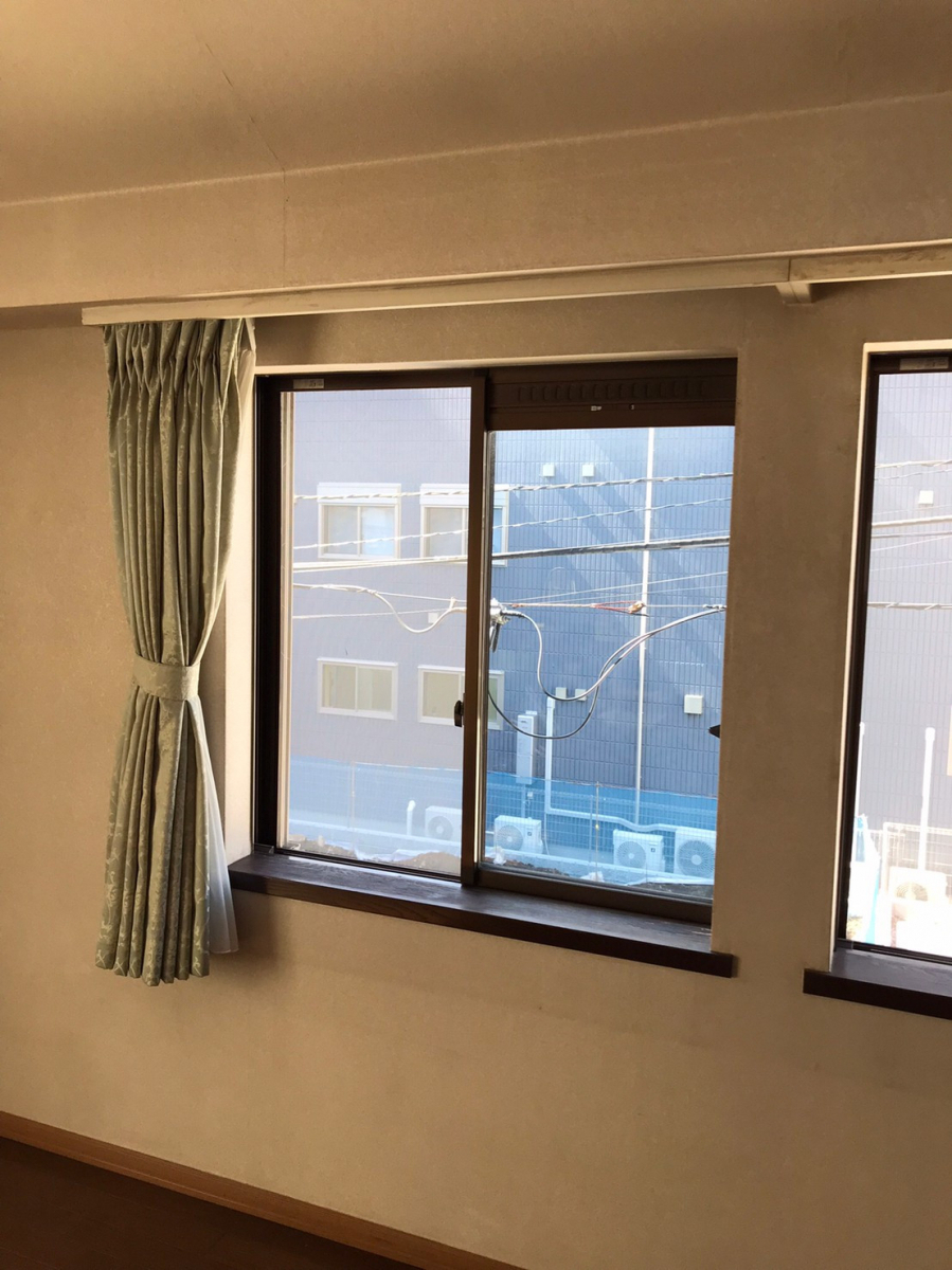 海老名トーヨー住器の大和市のご実家を大規模リフォーム「まずは窓の断熱化!」インプラス施工例の施工前の写真1