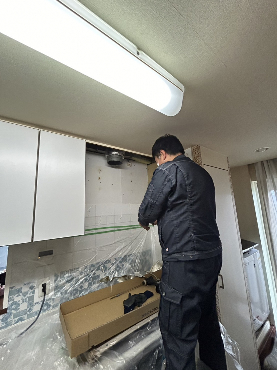 海老名トーヨー住器の海老名市 マンションの換気扇交換 施工例の施工後の写真2