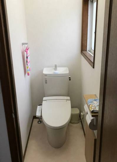 海老名トーヨー住器の節水型のトイレへリフォーム！施工事例写真1