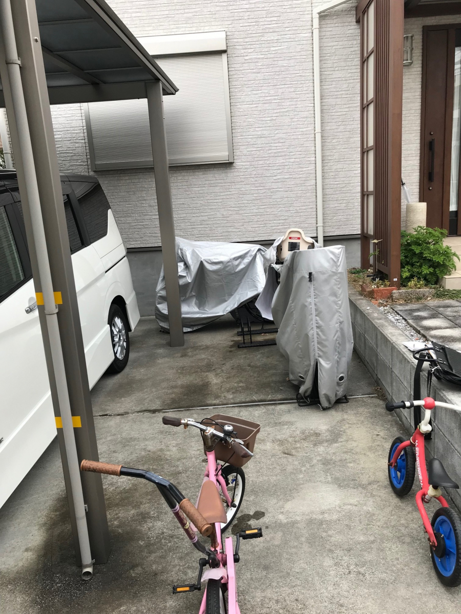 海老名トーヨー住器の海老名市　家族みんなが喜んだ！「サイクルポート施工完成」の施工前の写真1