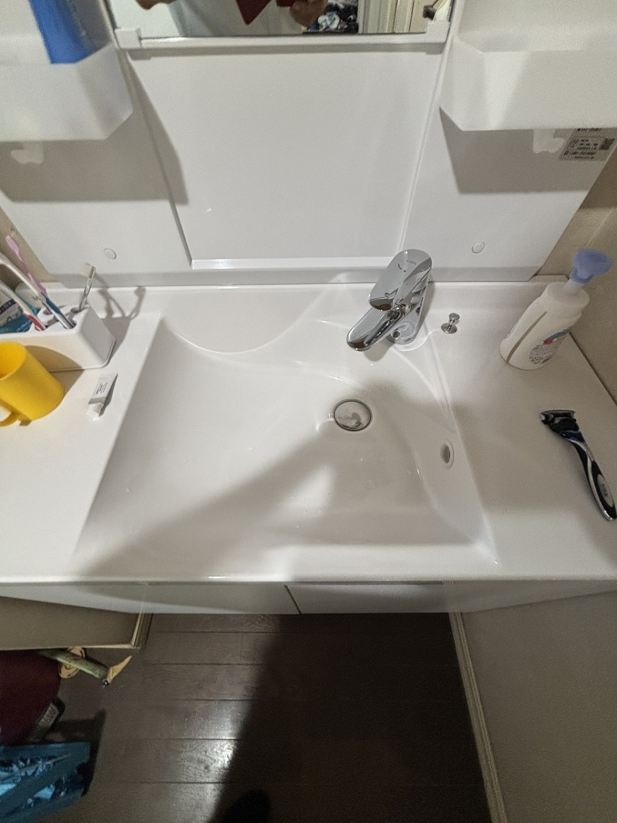 海老名トーヨー住器の海老名市　洗面化粧台リフォーム施工例「2025年先進窓リノベ+子育てグリーン補助金を利用しました。」の施工後の写真3