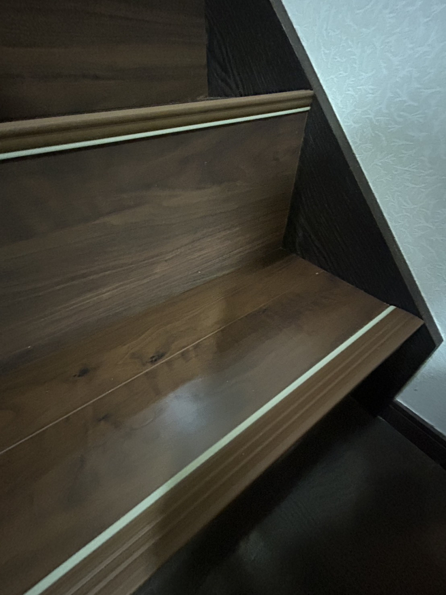 海老名トーヨー住器の海老名市　フロ－リングの施工後の写真2