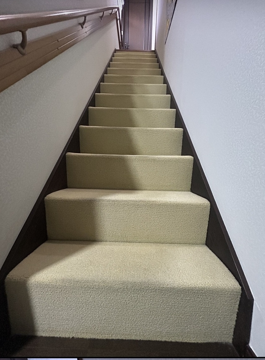 海老名トーヨー住器の海老名市　フロ－リングの施工前の写真1