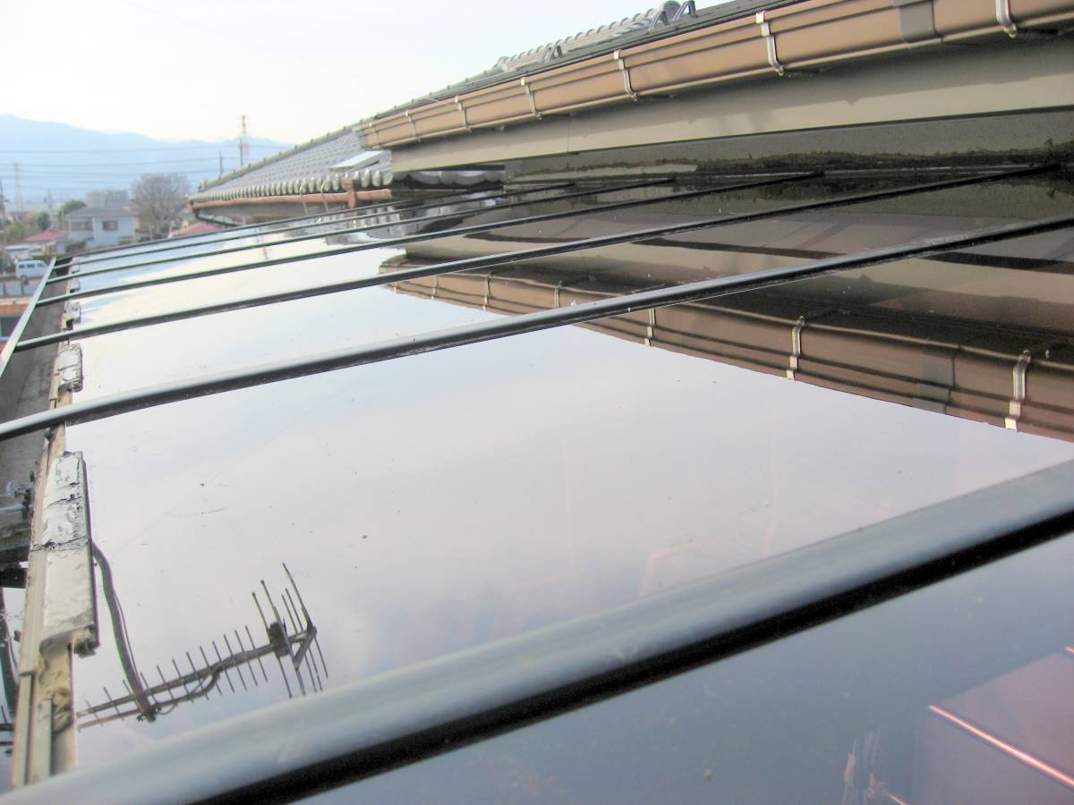 海老名トーヨー住器のテラス屋根交換の施工後の写真1