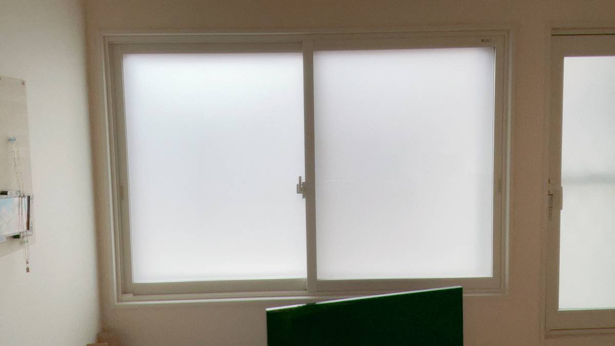 押田屋のリビングに断熱効果のある内窓を取付させていただきましたの施工後の写真1