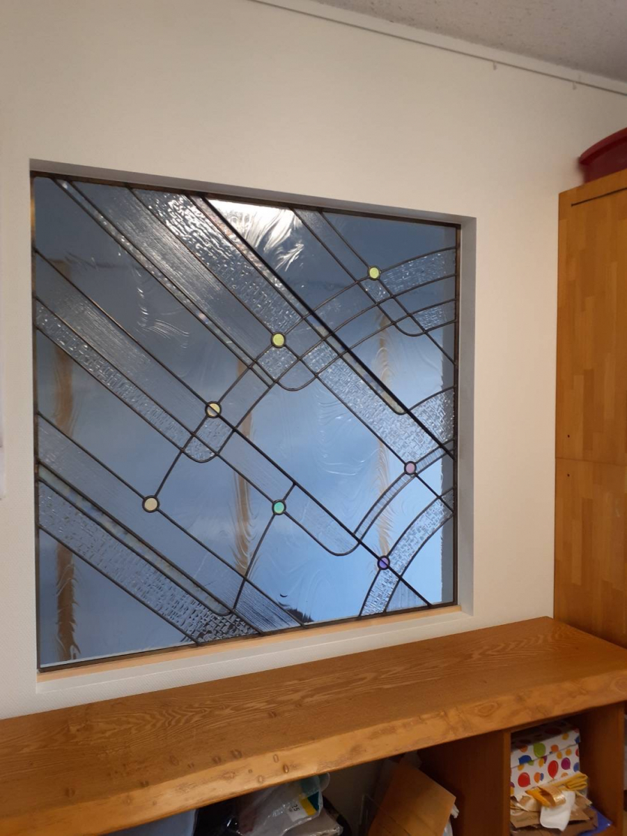 押田屋の室内のガラス入れの施工例ですの施工後の写真1
