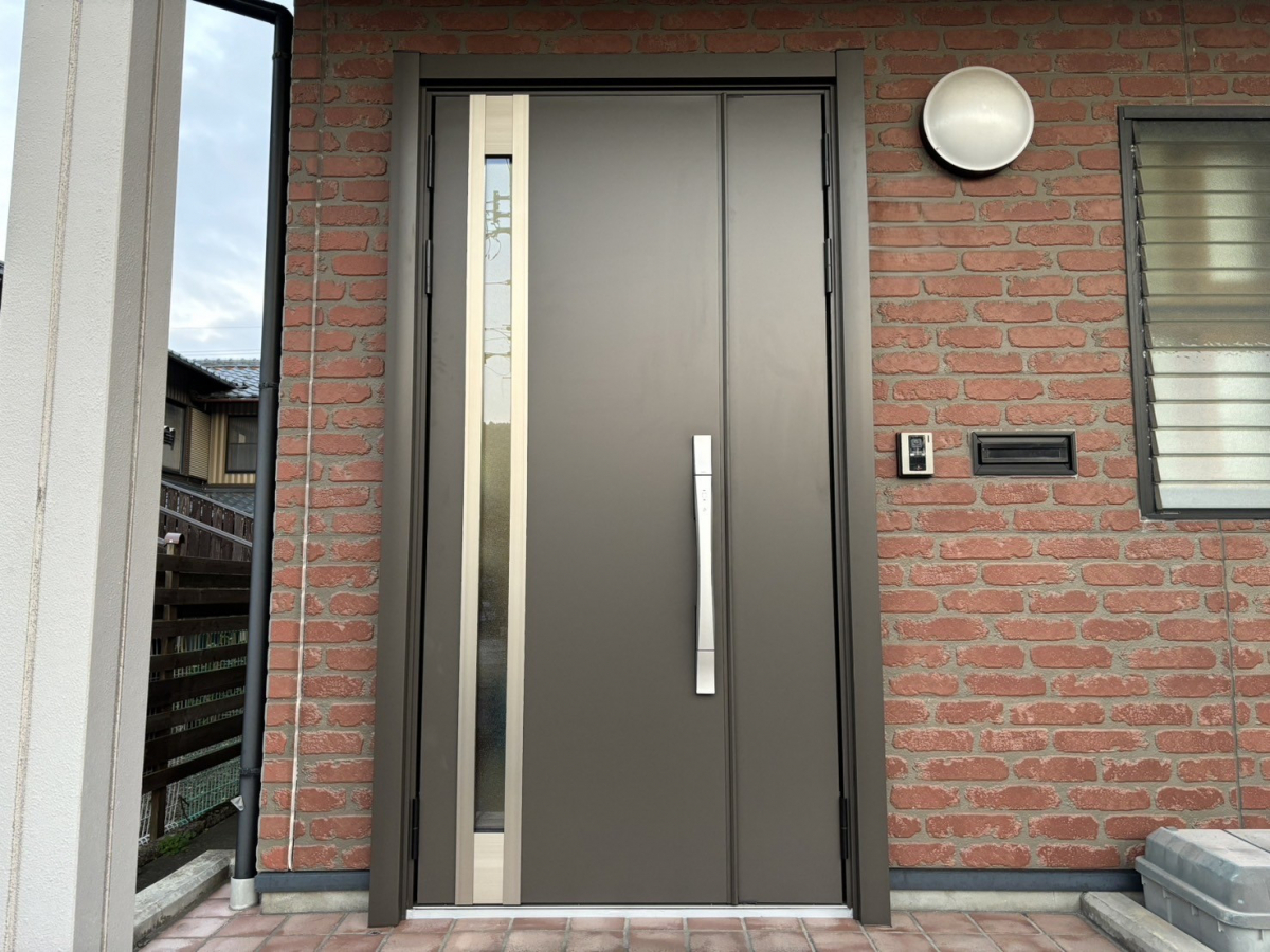 押田屋の1DAY 玄関リフォームの施工後の写真1