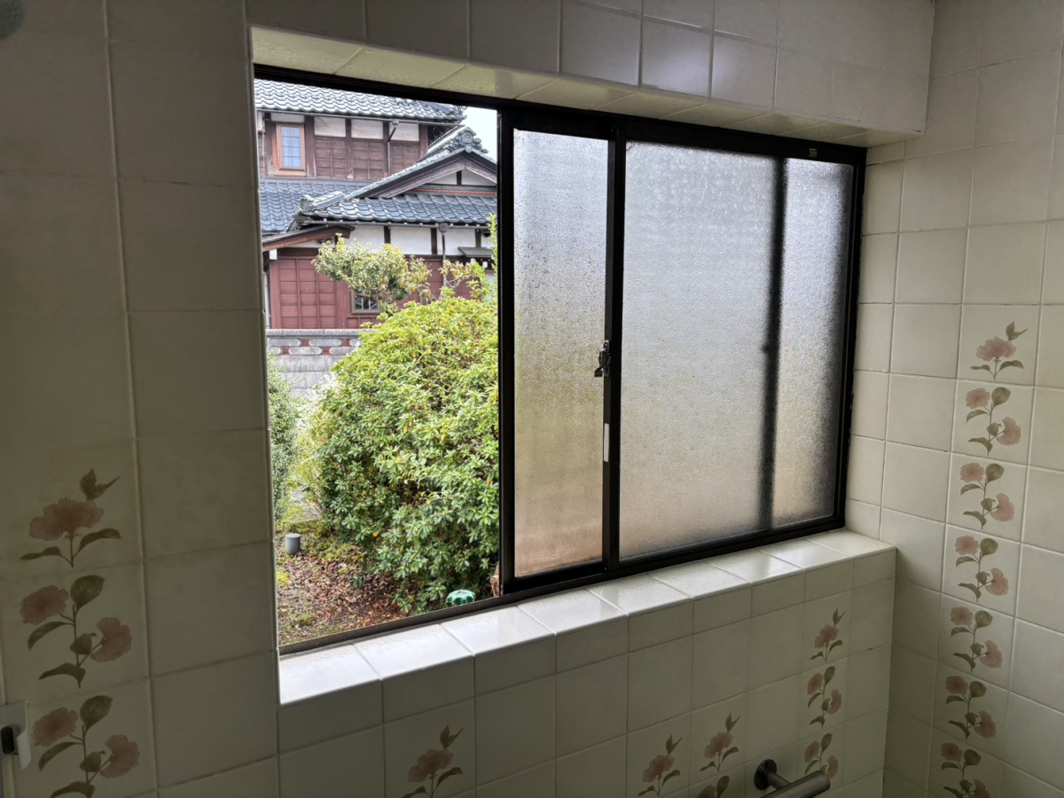 押田屋のインプラスで内窓を取付~快適+補助金対象でお得に!の施工前の写真2