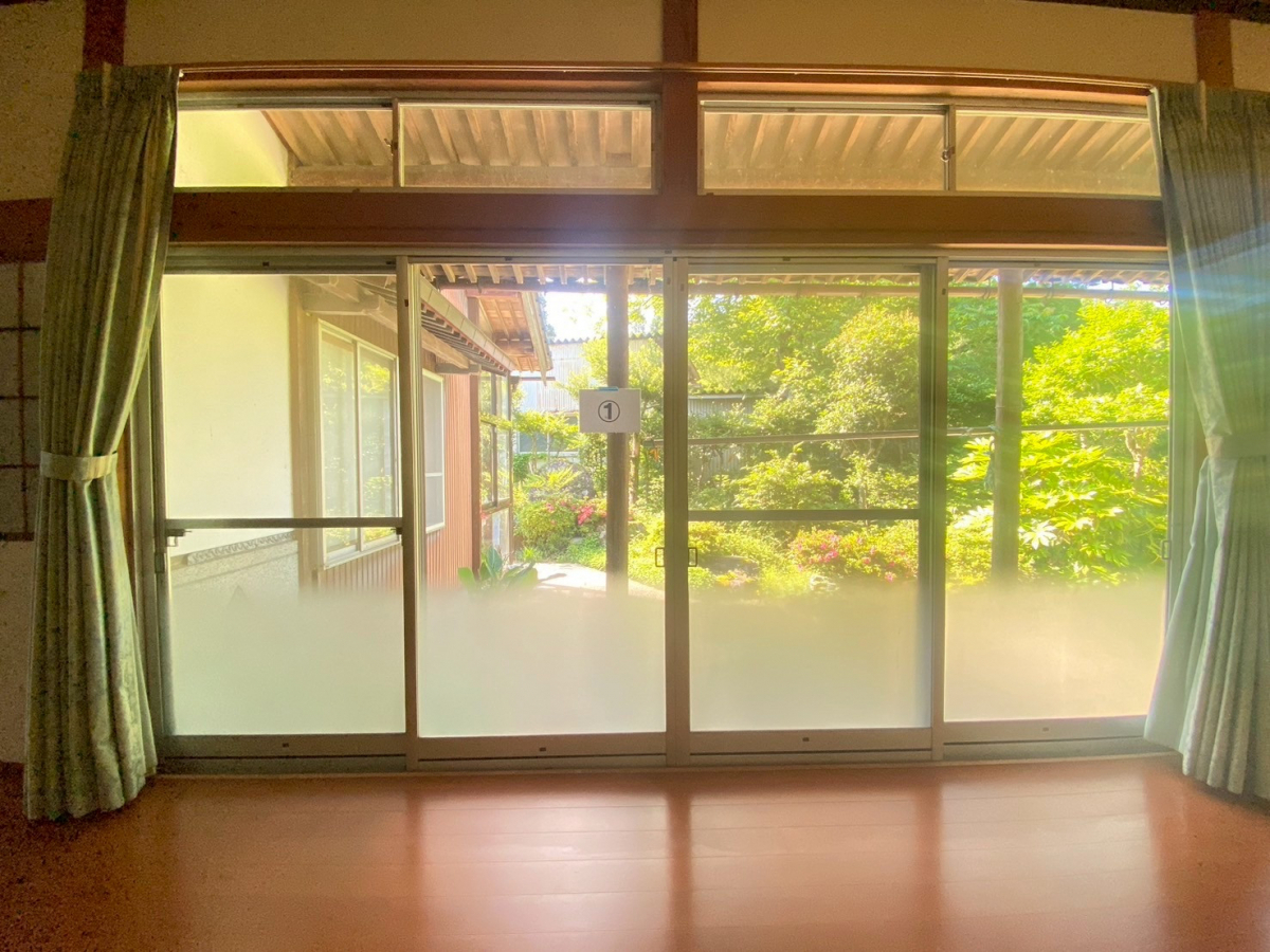 押田屋の（大型補助金活用！）内窓には防音効果があります！の施工前の写真1