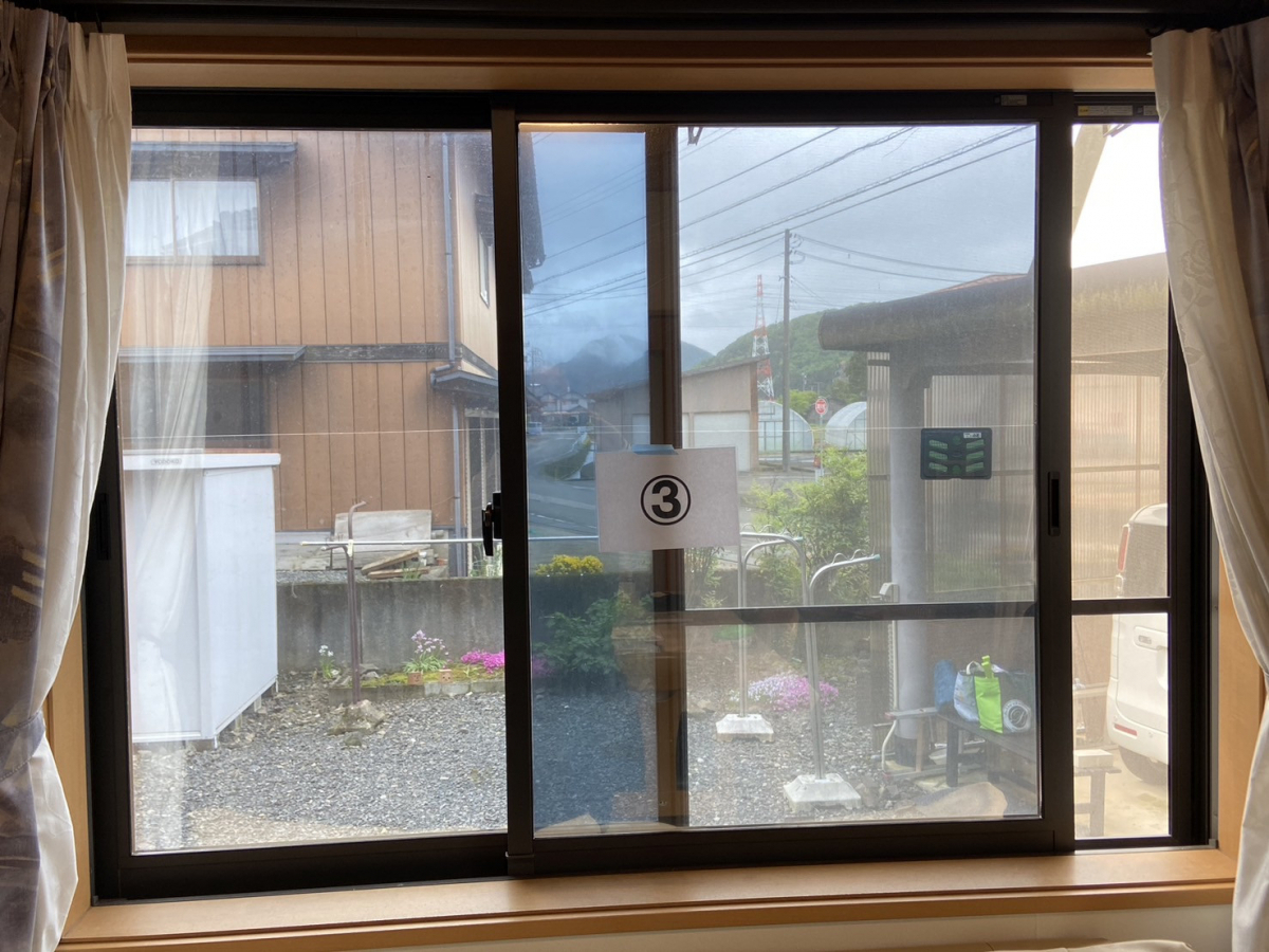 押田屋のLIXILインプラスで窓を断熱しました！の施工前の写真1
