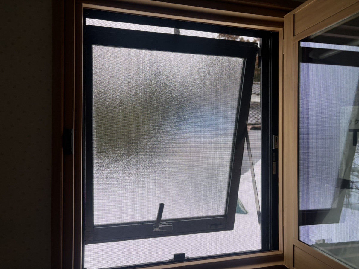 押田屋の❄️すきま風・騒音・寒さをまとめて解決✨ LIXILインプラスを設置しました！の施工後の写真2