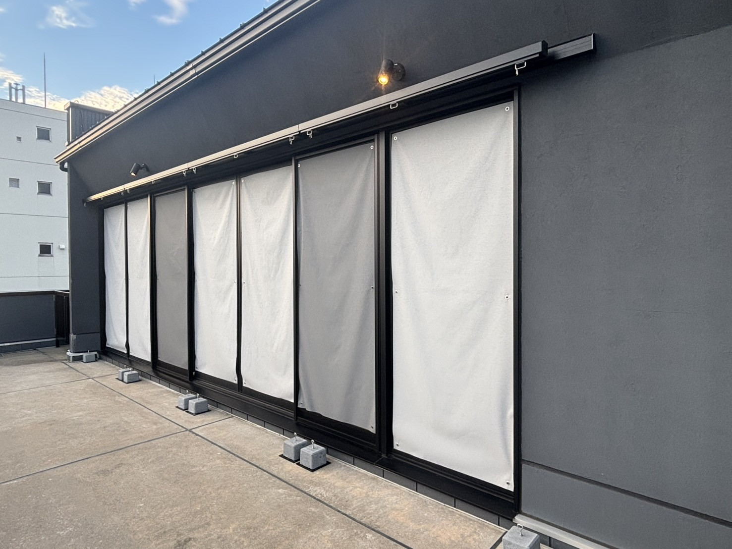 押田屋の☀️西日と暑さを外でカット！快適な夏へ✨ スタイルシェードを取付けました！の施工前の写真2