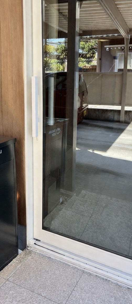 押田屋の引戸の開けづらさを解消！バー型把手で快適な開閉へ✨の施工後の写真1