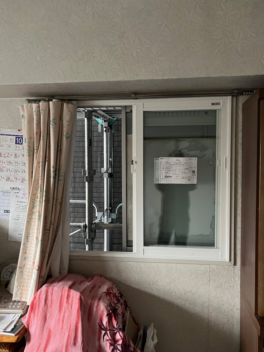 窓 トリカエ隊の文京区/隣の騒音がうるさくて設置を希望されました。の施工後の写真1