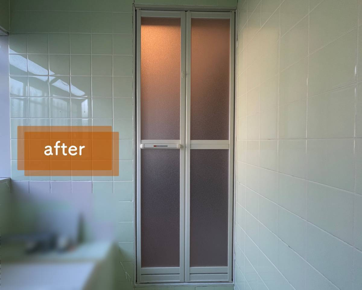 タンノサッシの【古くなった浴室ドアを新しく】「リフォーム浴室中折ドア」の取付け施工の施工後の写真2