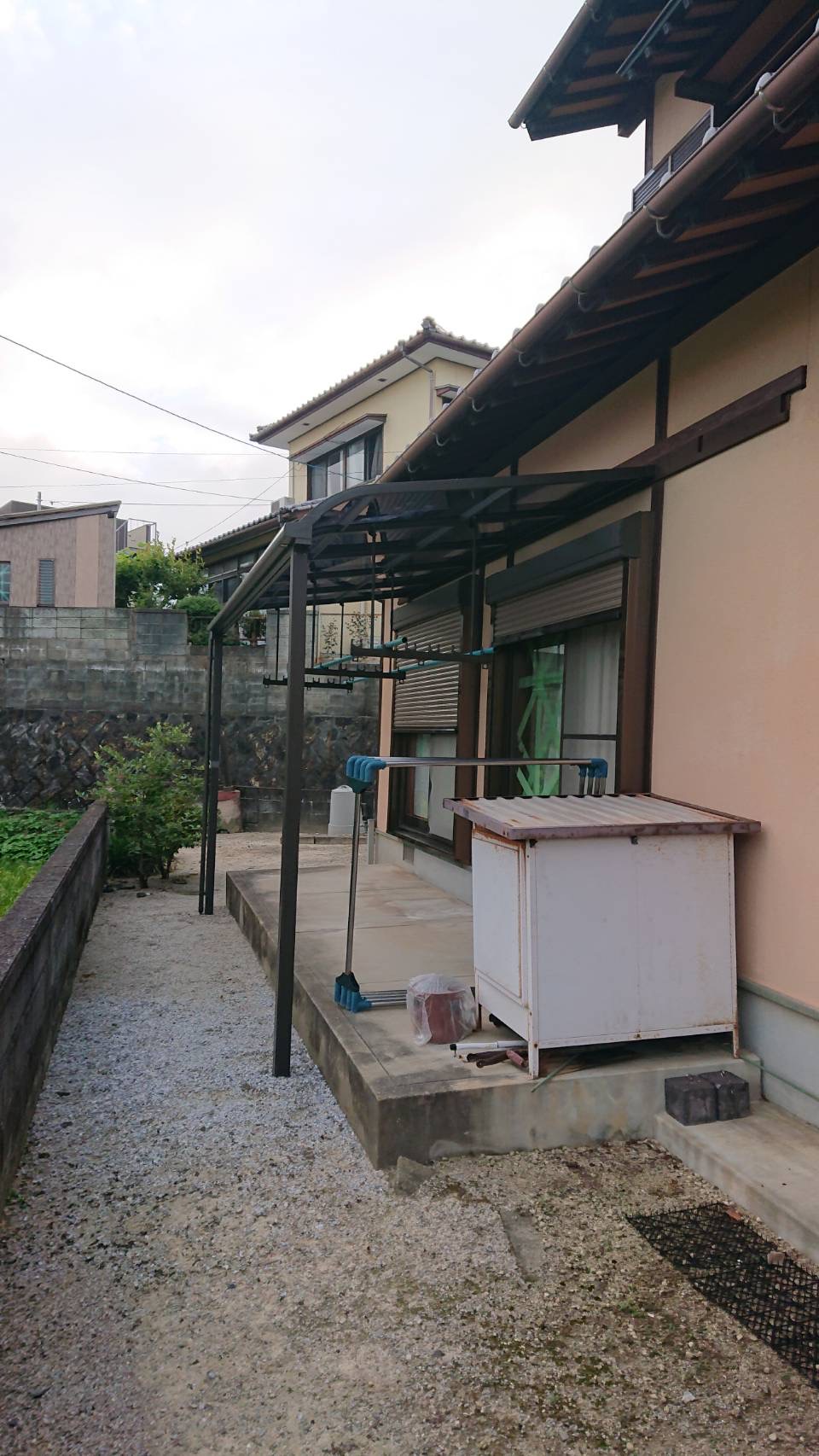 唐津トーヨー住器の木製テラスを新しくの施工事例詳細写真1