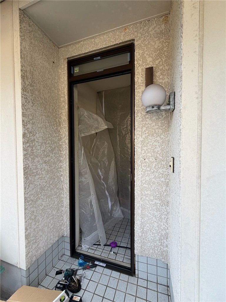 唐津トーヨー住器の玄関の印象ガラリと!唐津市 玄関ドアリフォーム A様邸の施工事例詳細写真1